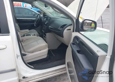 2013 Chrysler Town & Country Touring из США, поврежденный, VIN 2C4RC1BG7DR588327